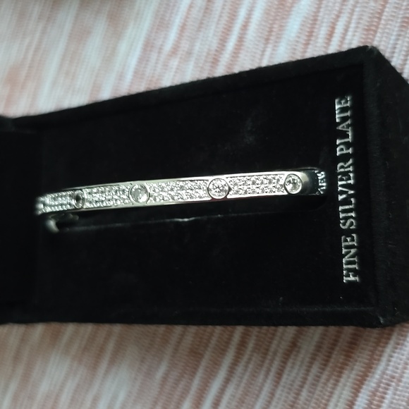 DANECRAFT BRAND WOMEN'S FASHION JEWELRY CUBIC ZIRCONIA BRACELET - Picture 7 of 11